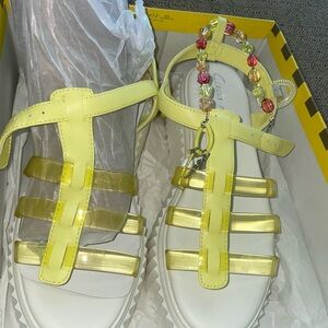 Chic Yellow Sandals with Beaded Strap